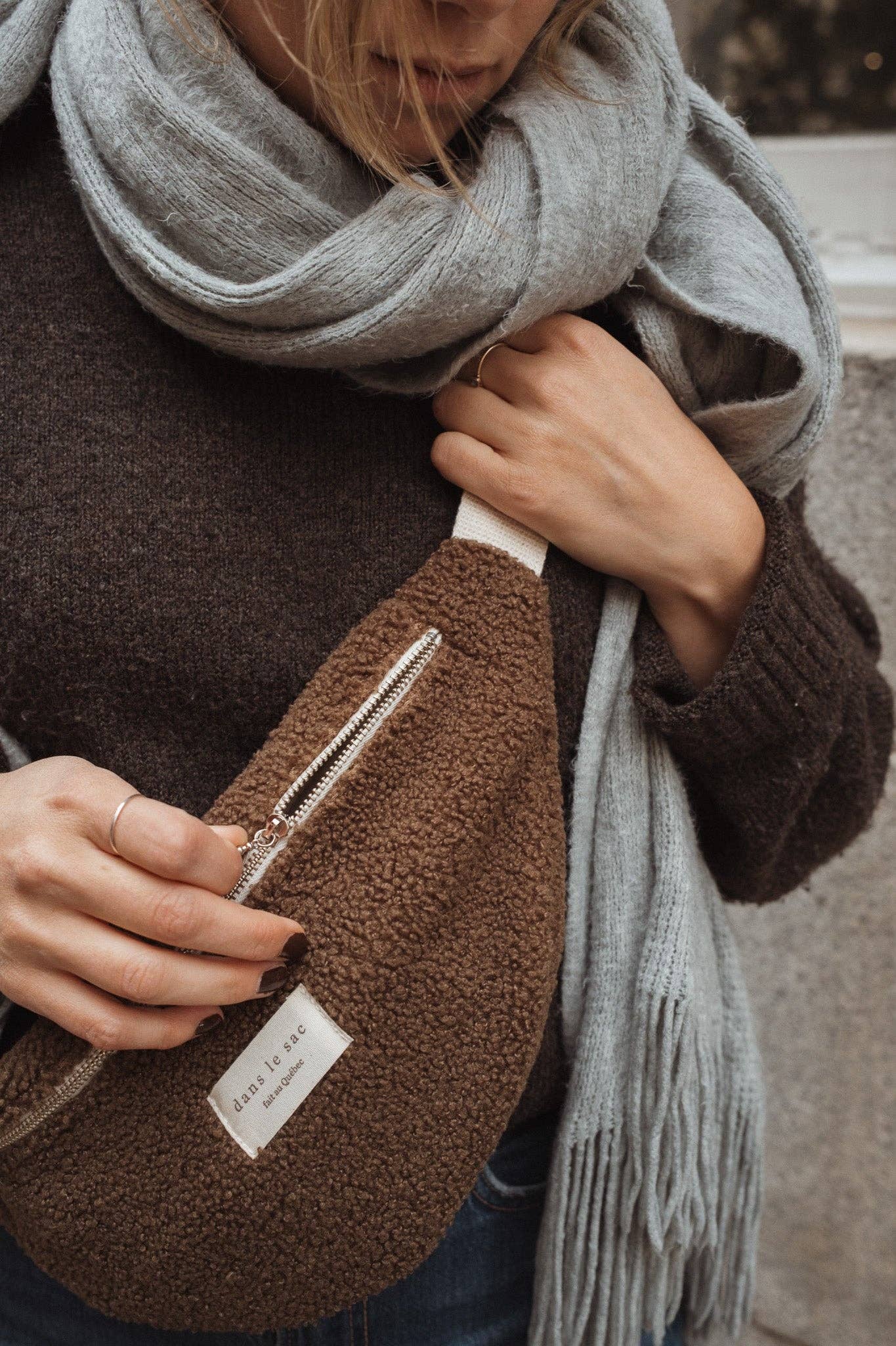 Teddy belt bag: Coffee