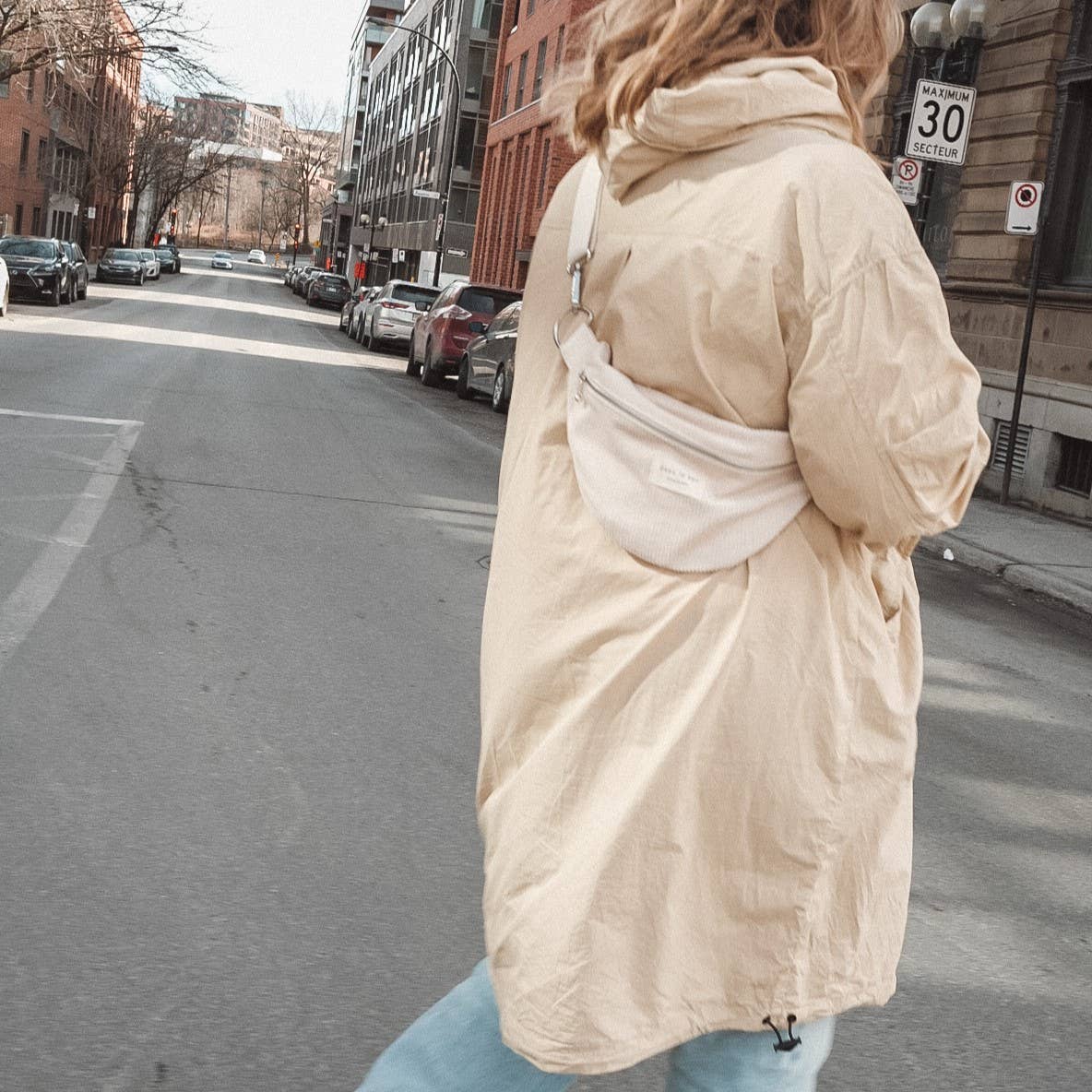 Corduroy belt bag: Vanilla