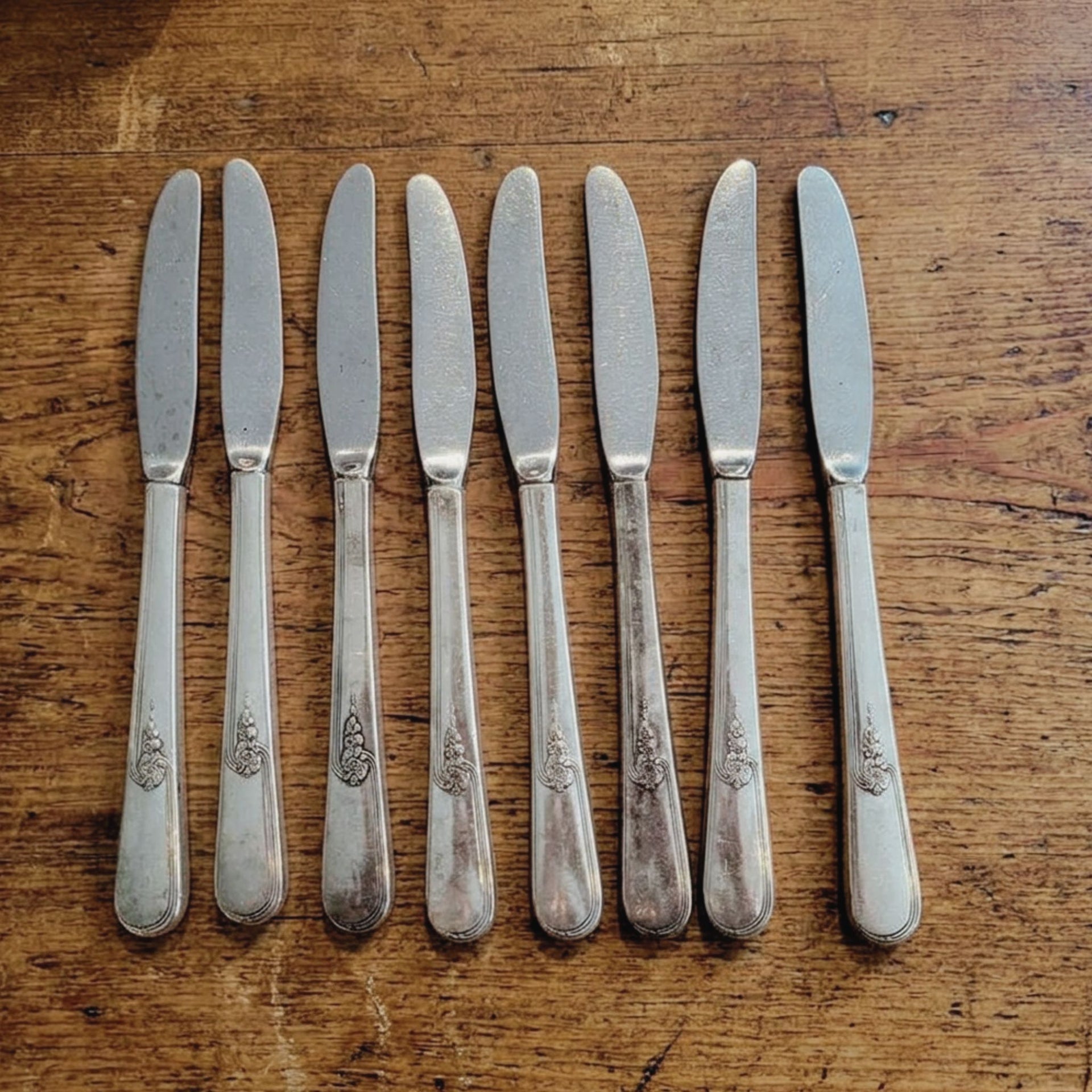 1903 American Silver Plated Knives - Set of 8