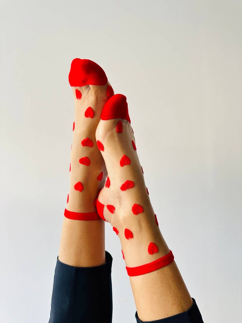 sockette  with red hearts