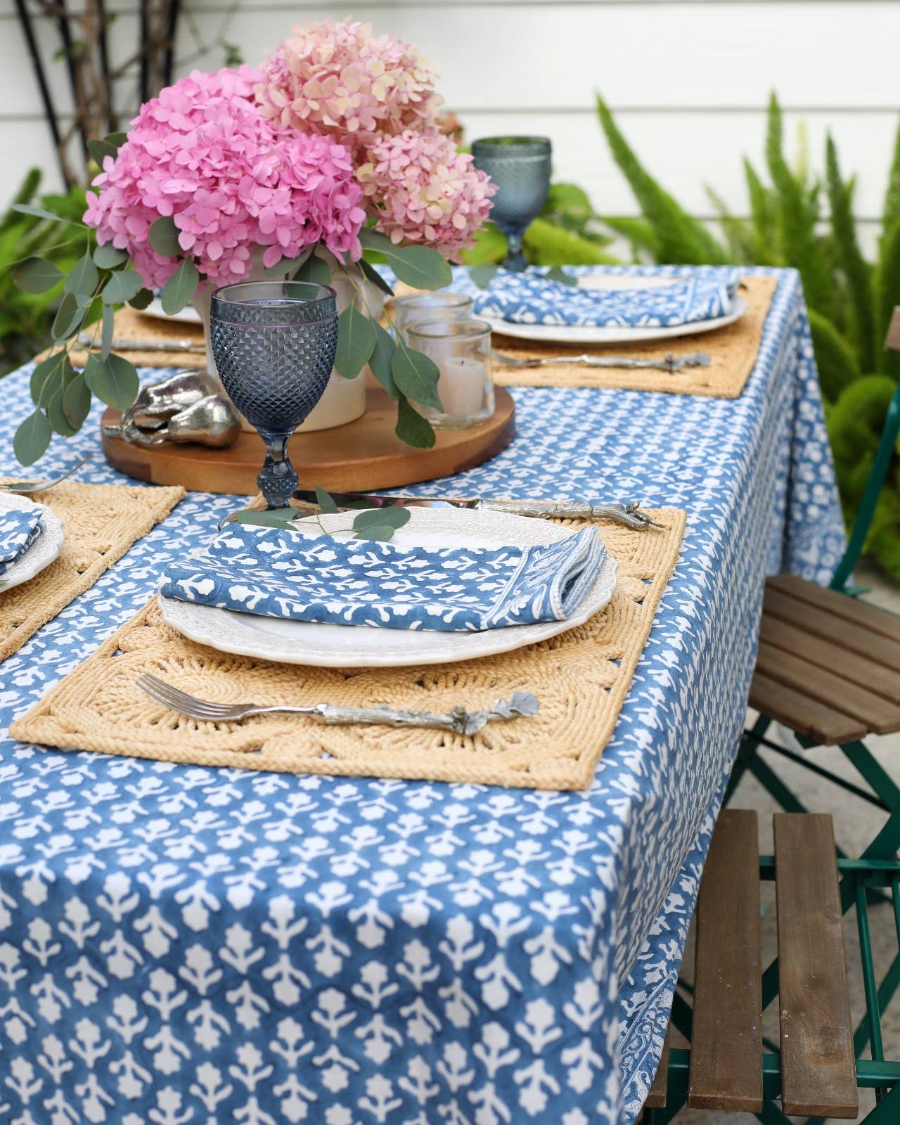 Tablecloth Charlotte Indigo: 60x60