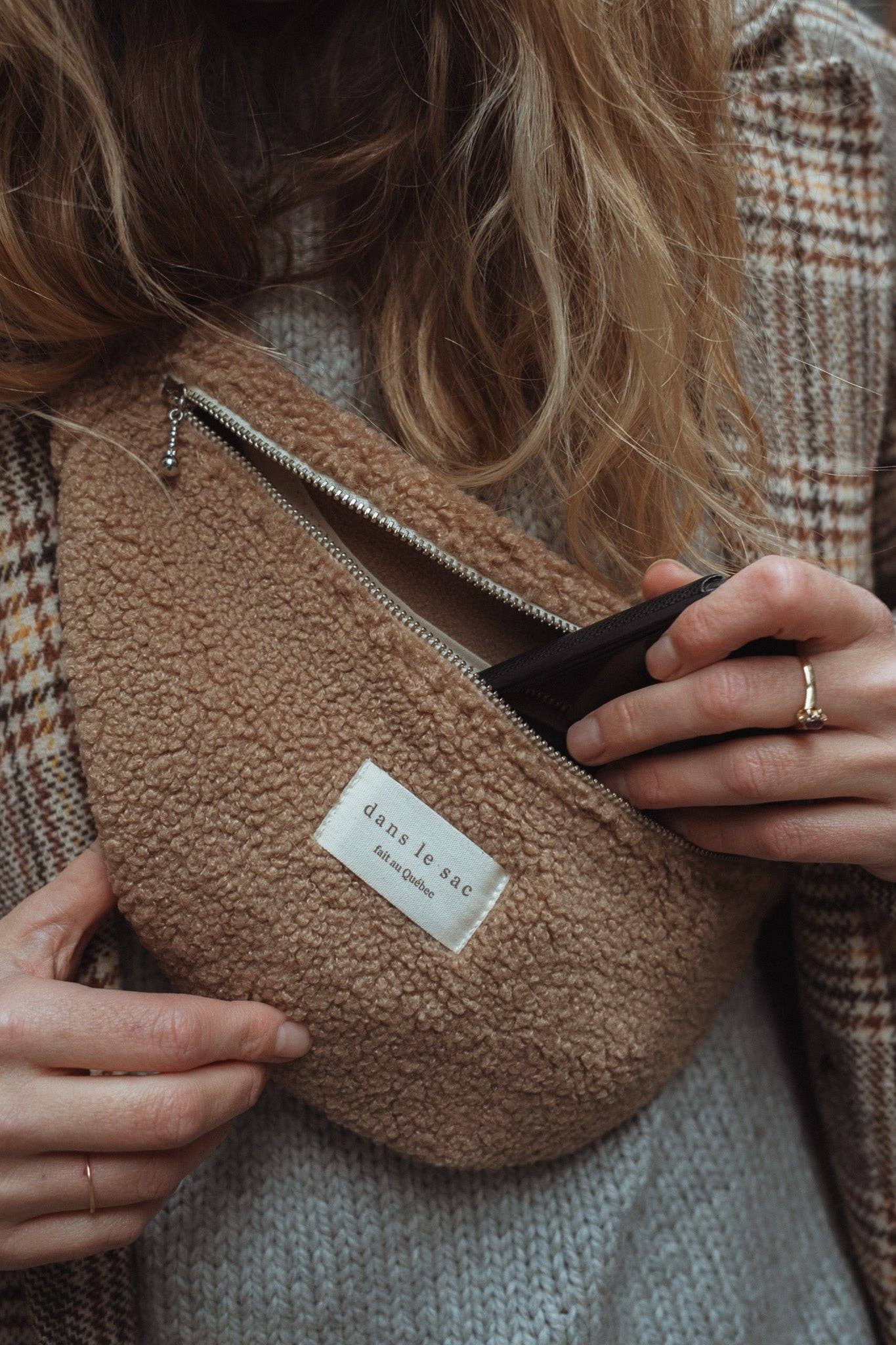 Teddy belt bag: Coffee