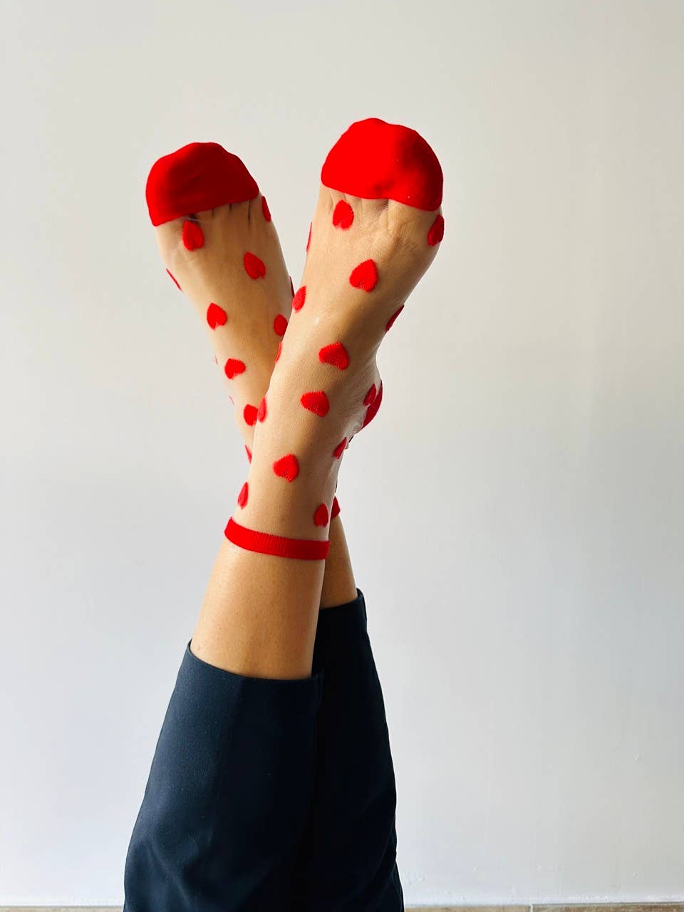 sockette  with red hearts