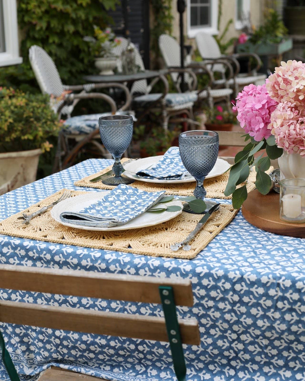 Tablecloth Charlotte Indigo: 60x60