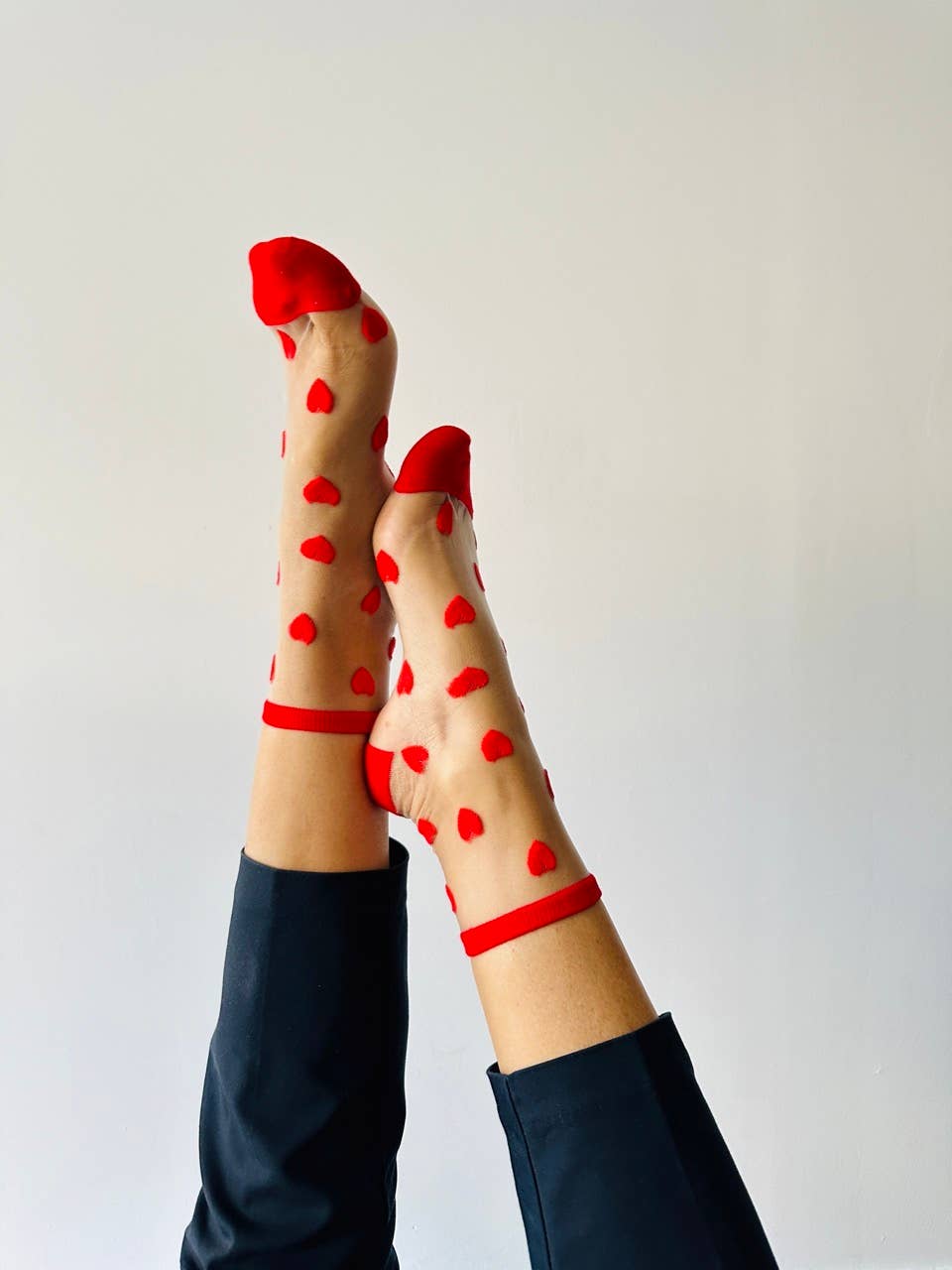 sockette  with red hearts
