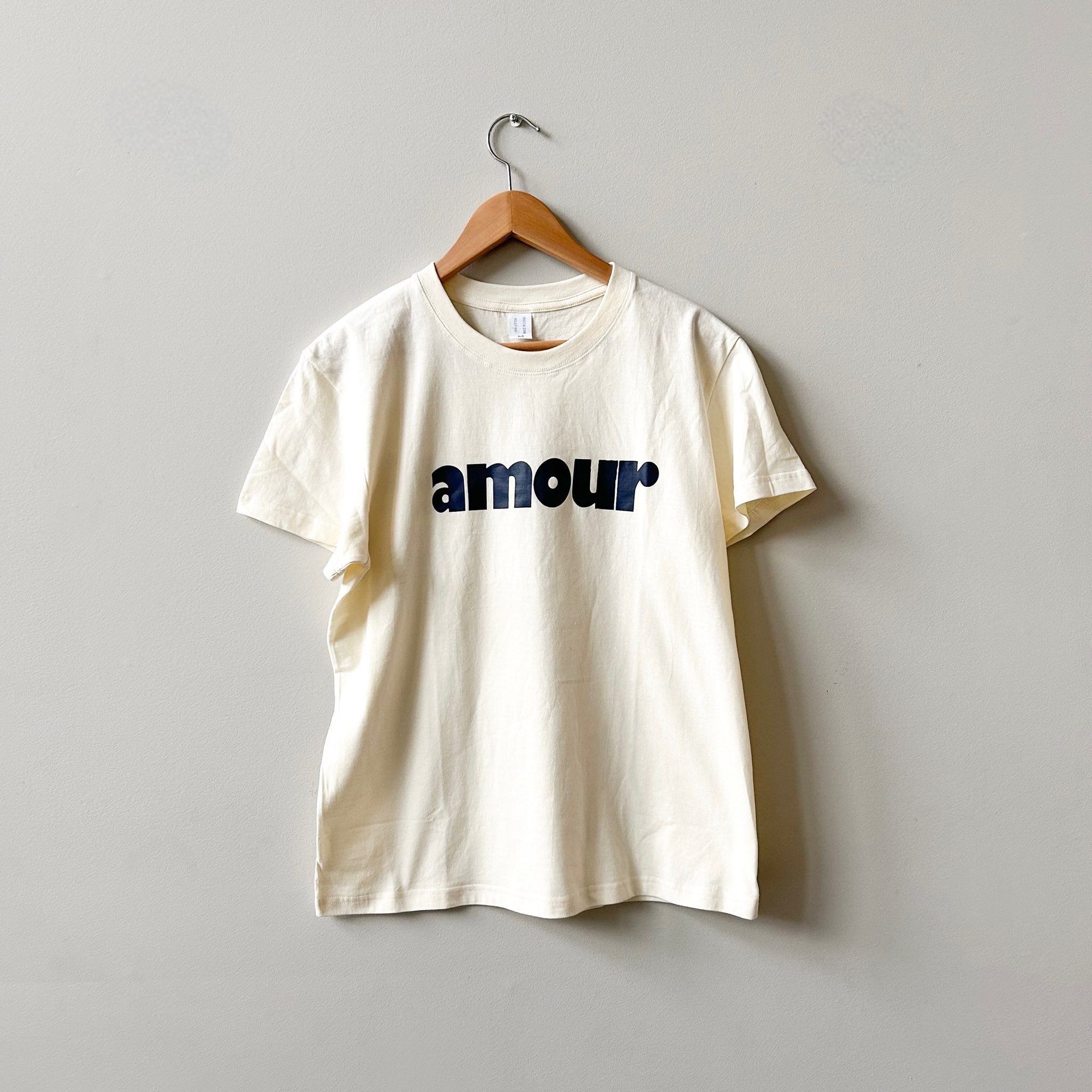Amour T-Shirt - Apricot