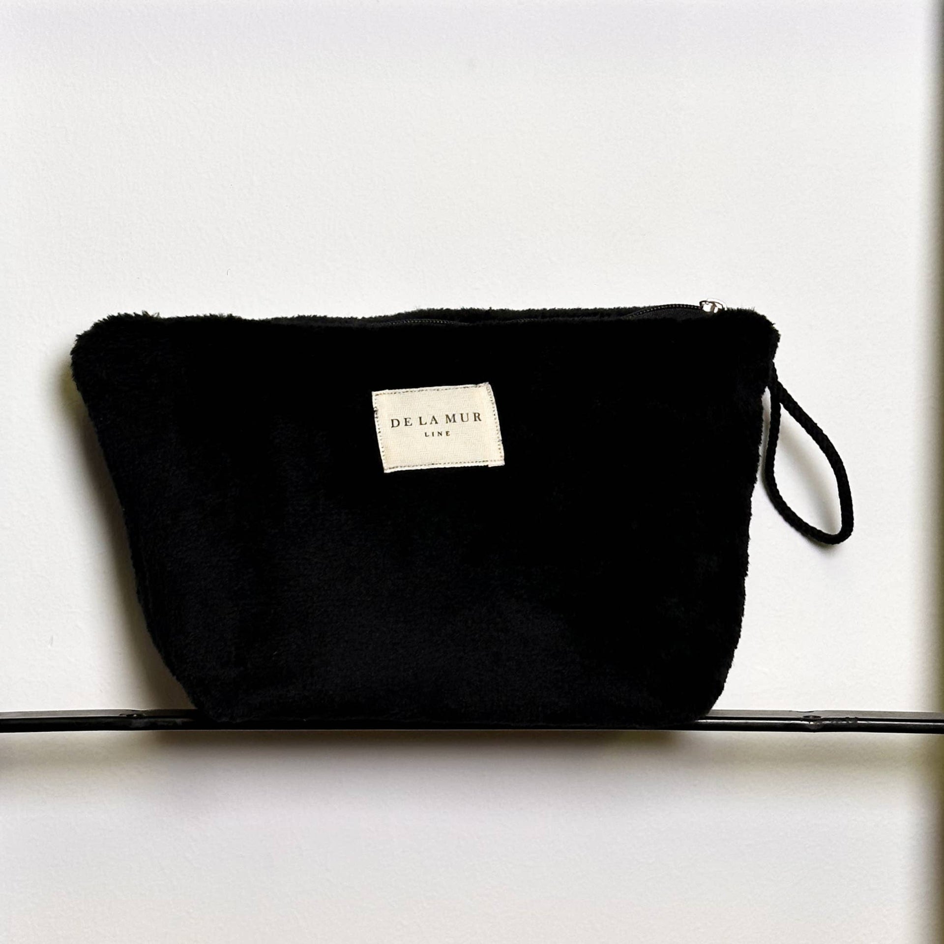 DE LA MUR  Makeup Bag Noir