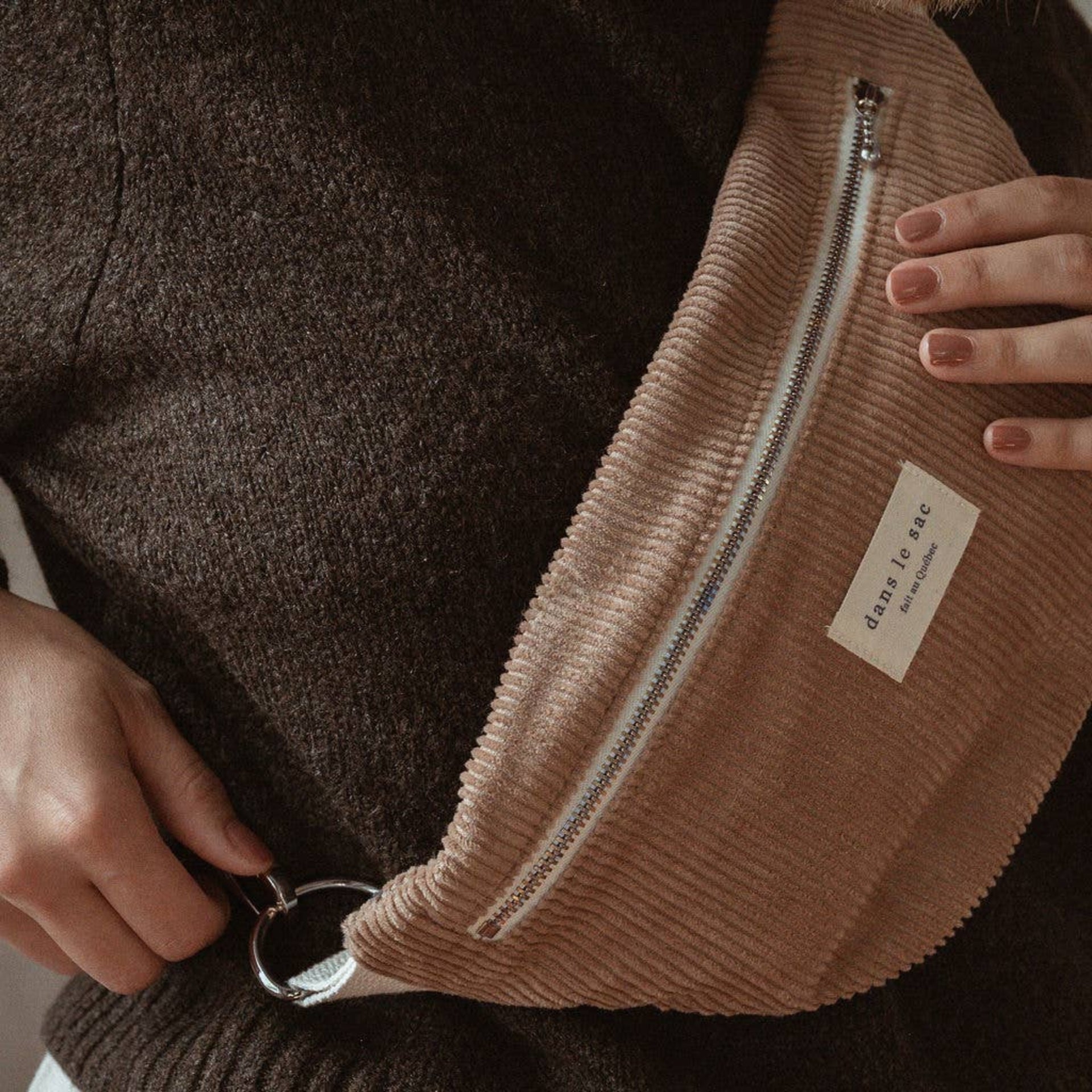 Dans Le Sac Corduroy Belt Bag - Dune