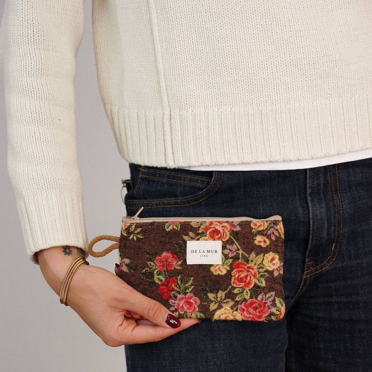 Pepi Floral Jacquard Small Makeup/Coin Bag – Brown & Red