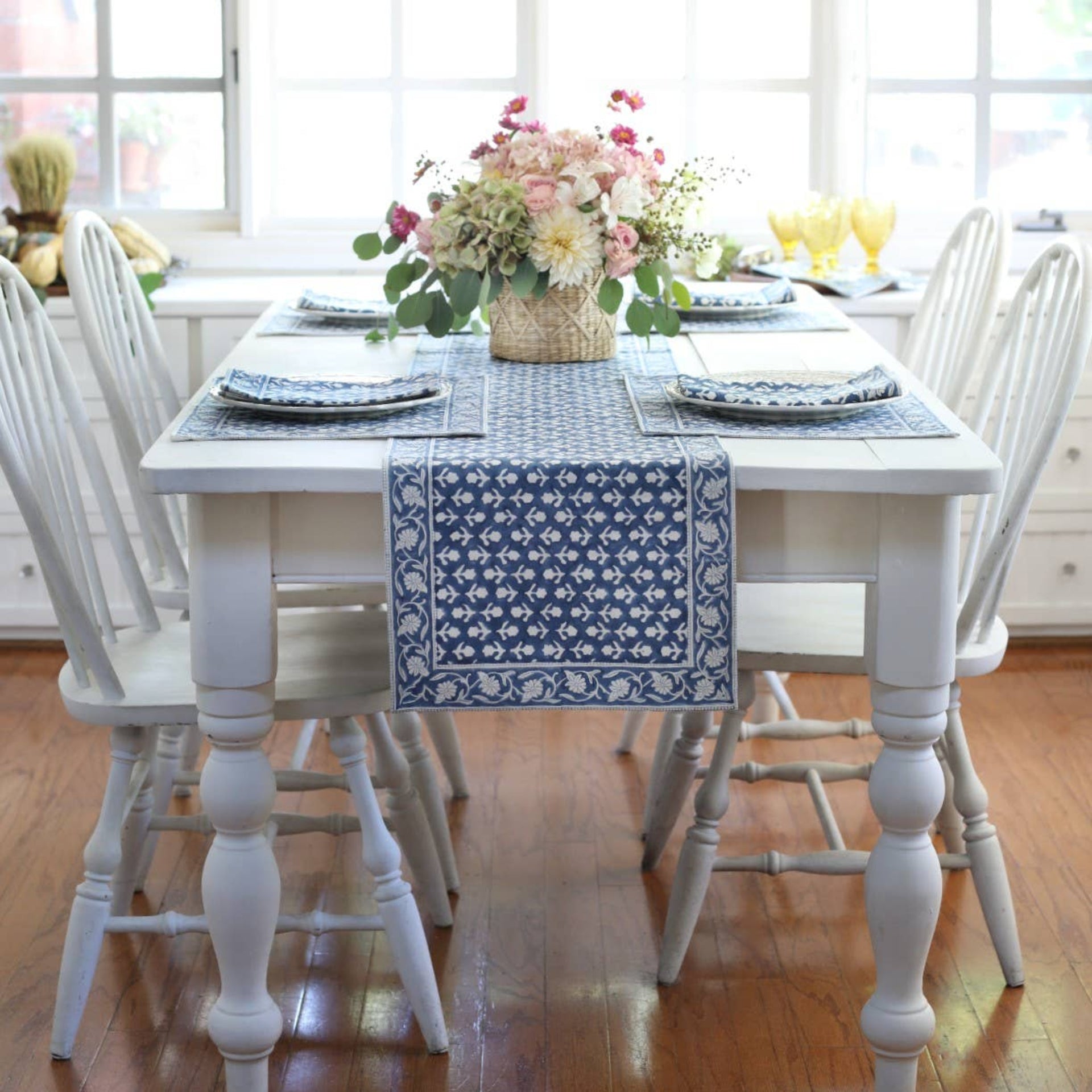 Table Runner Charlotte Indigo