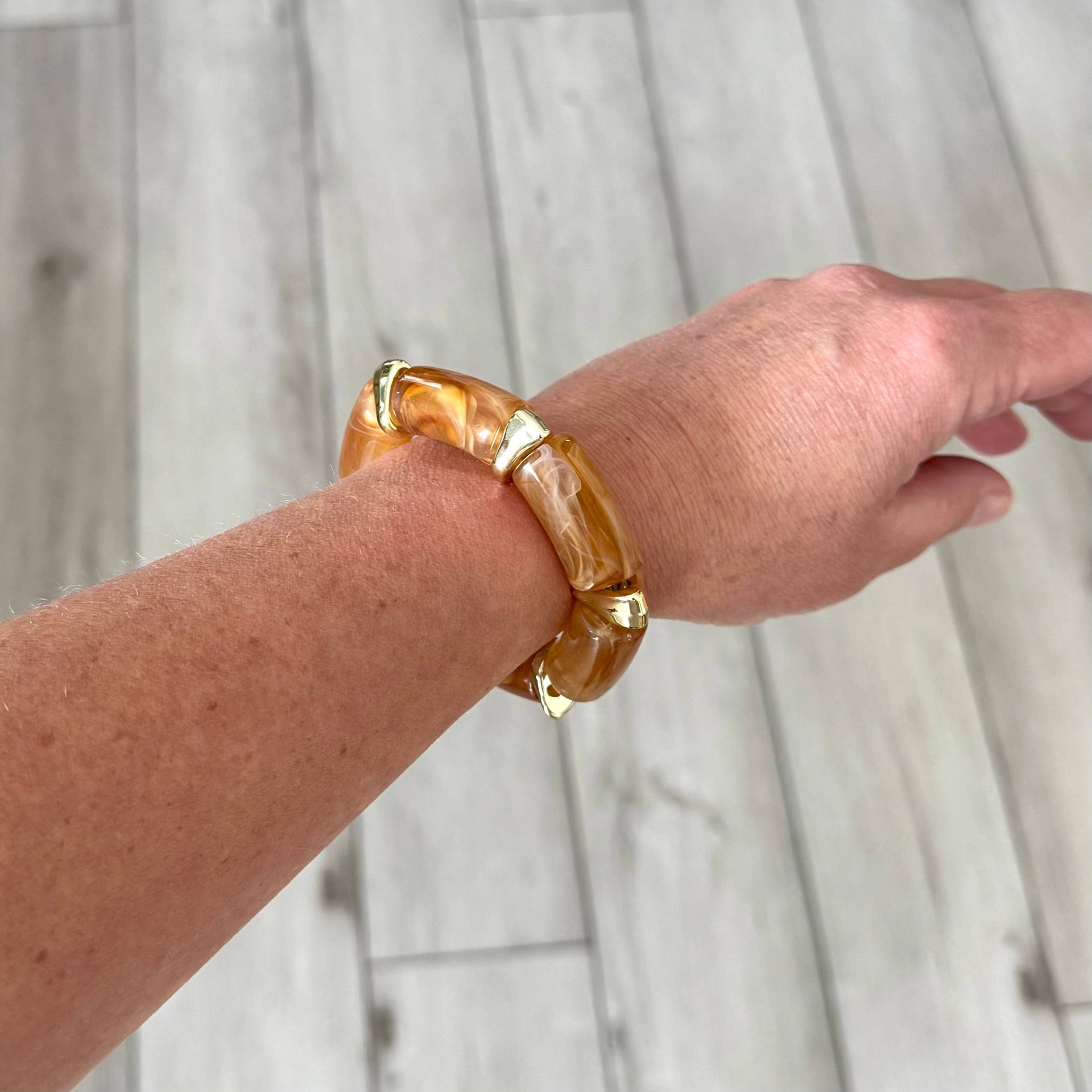 Chunky Geometric Tube Bracelet - Gold