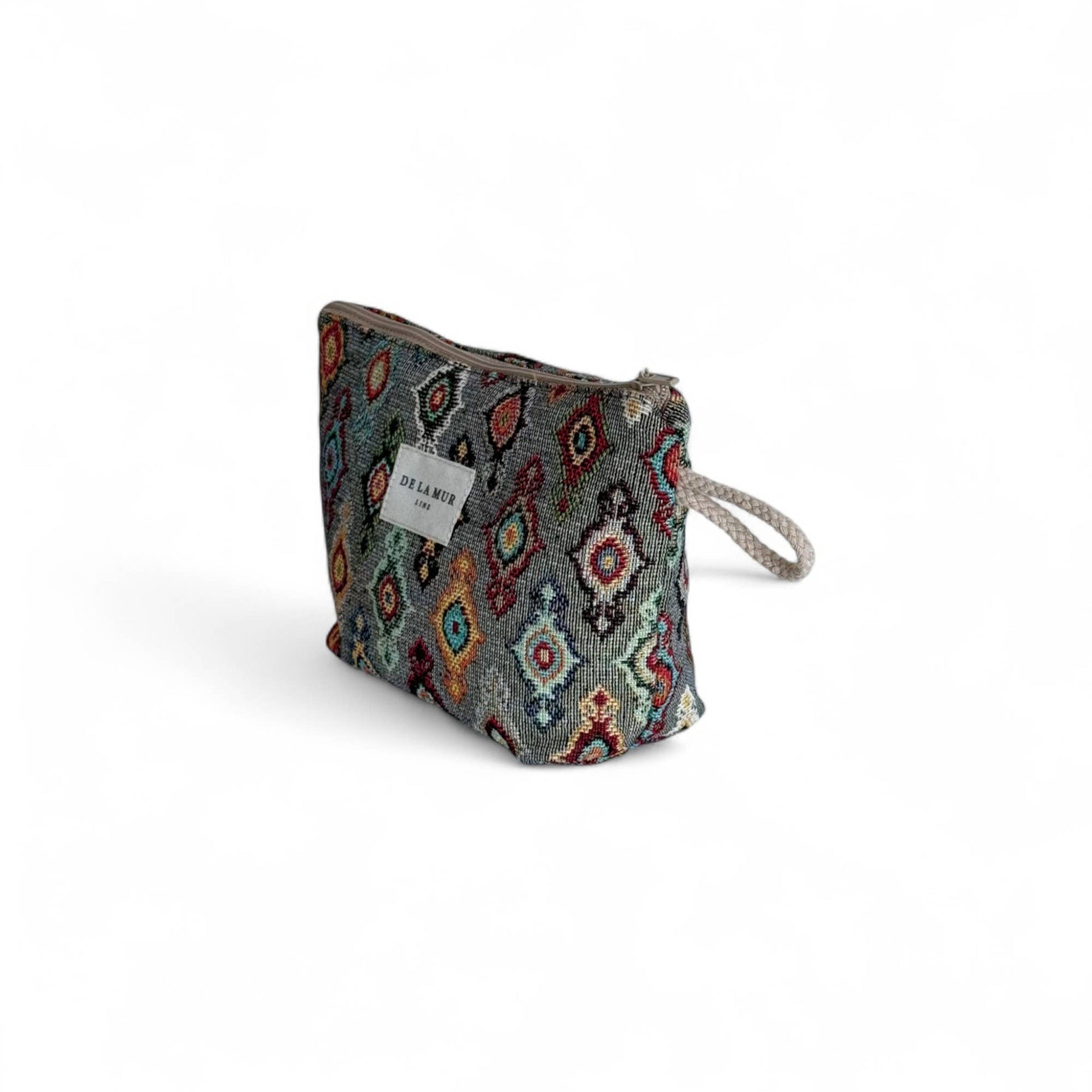 DE LA MUR LINE - Small Makeup Bag Trigo