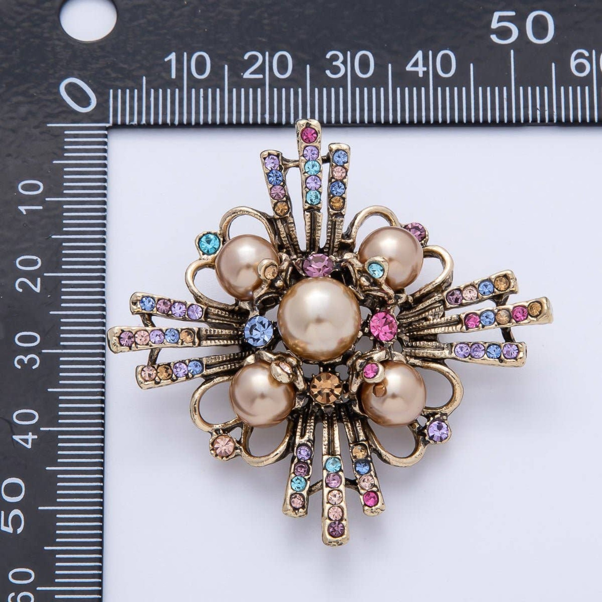 Multicolor Rhinestone Pearl Rhombus Brooch - Vintage Gold