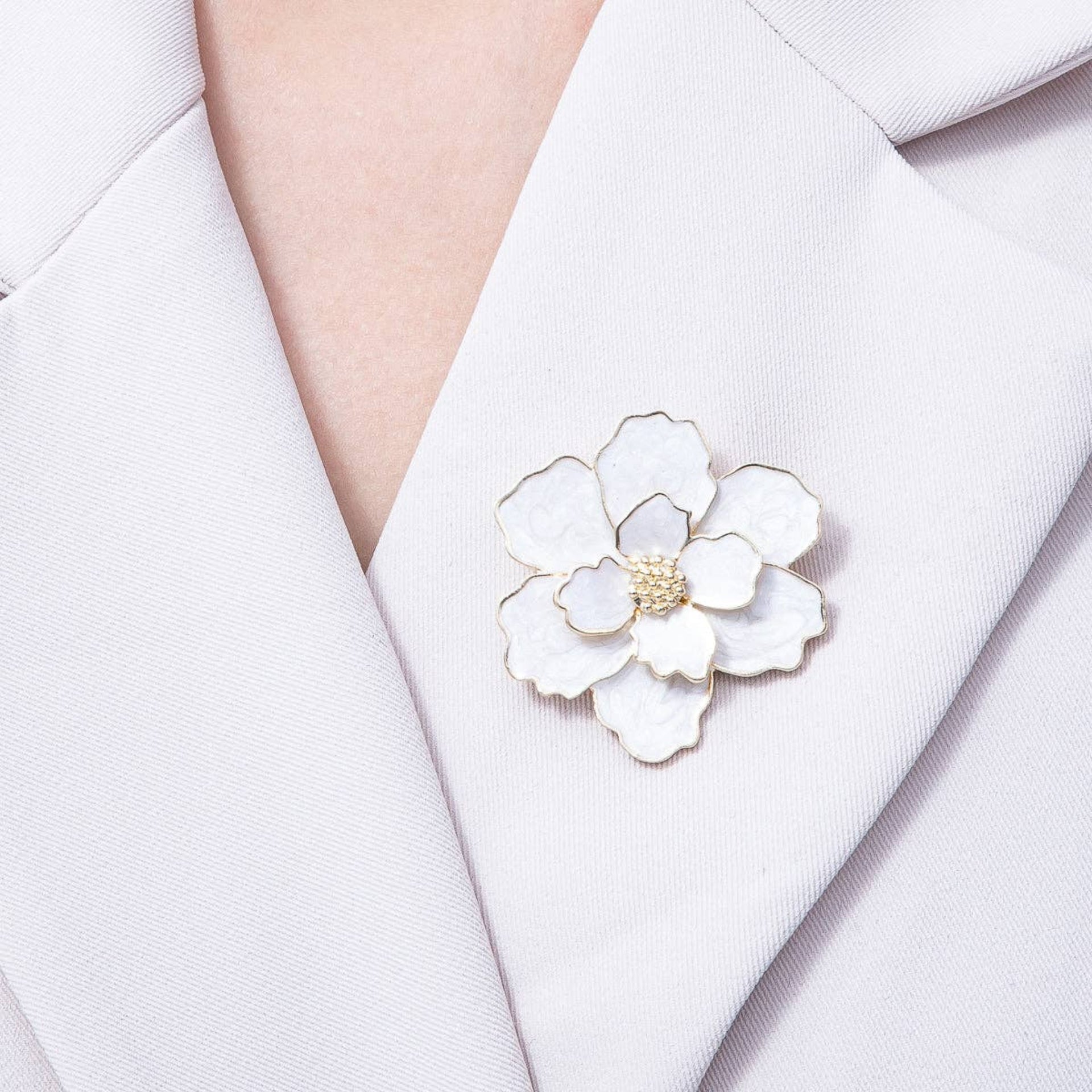 White Enamel Flower Brooch - Gold